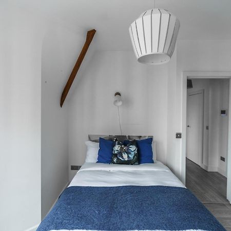 The Apartments Kensington High Street Londres Extérieur photo