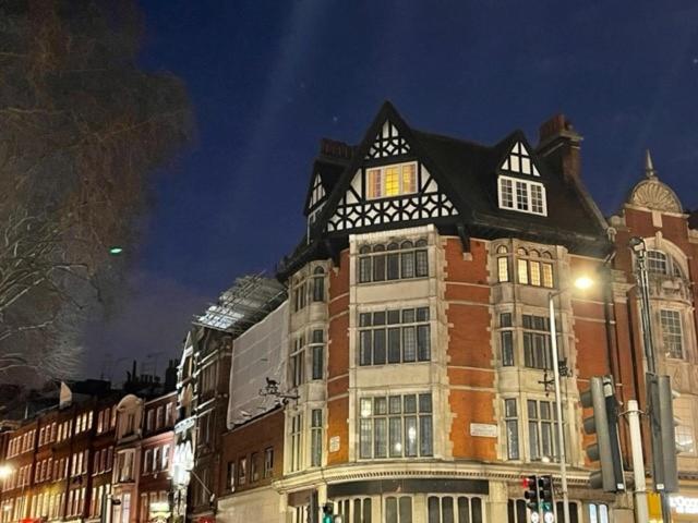 The Apartments Kensington High Street Londres Extérieur photo