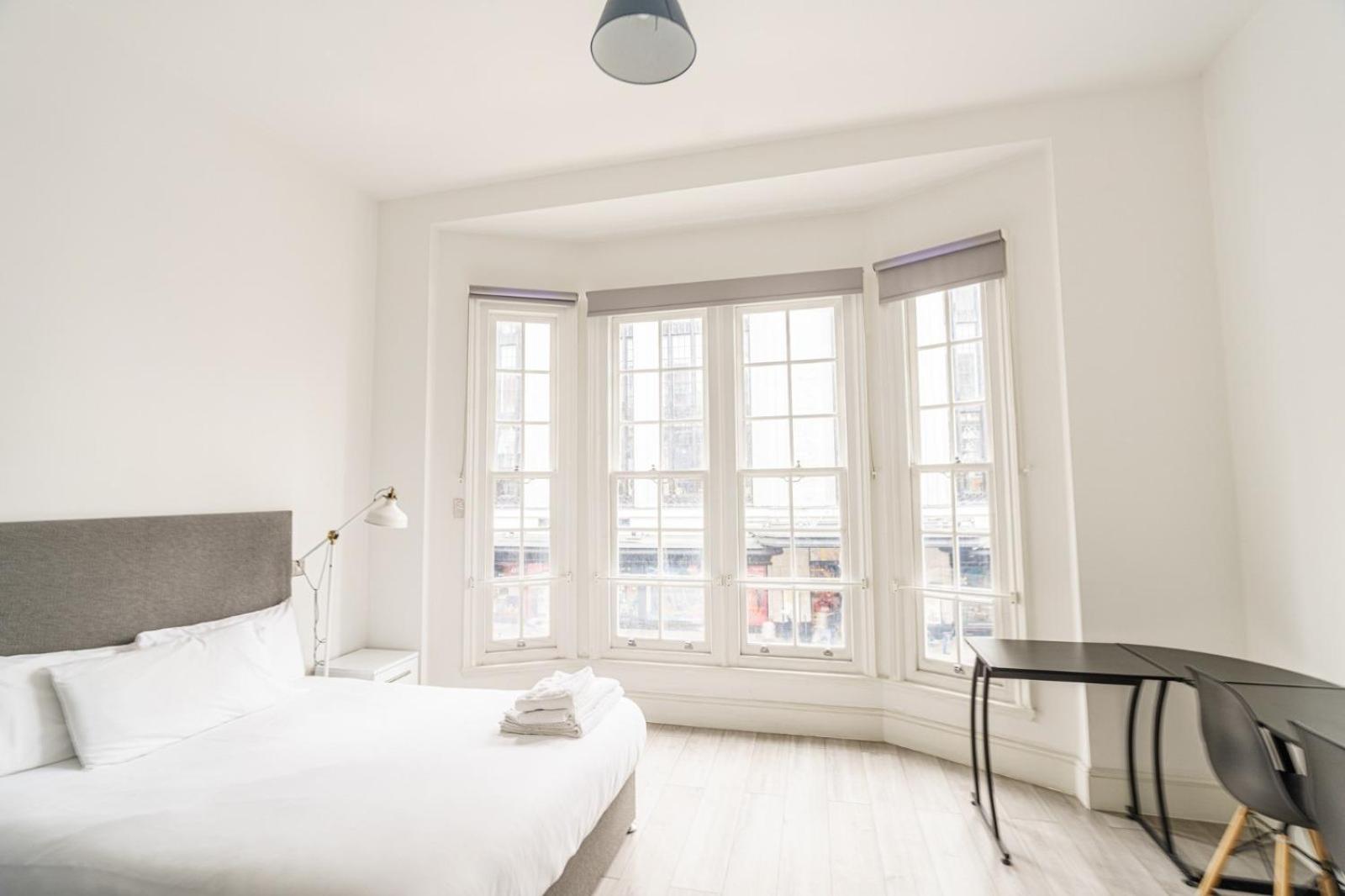 The Apartments Kensington High Street Londres Extérieur photo