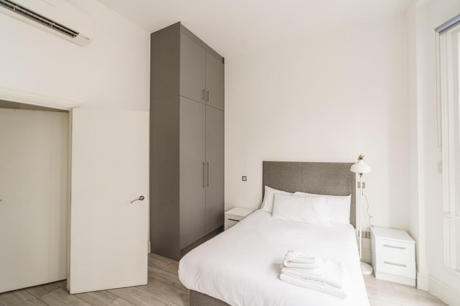 The Apartments Kensington High Street Londres Extérieur photo