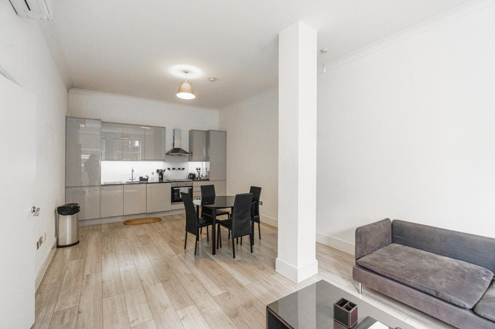 The Apartments Kensington High Street Londres Extérieur photo