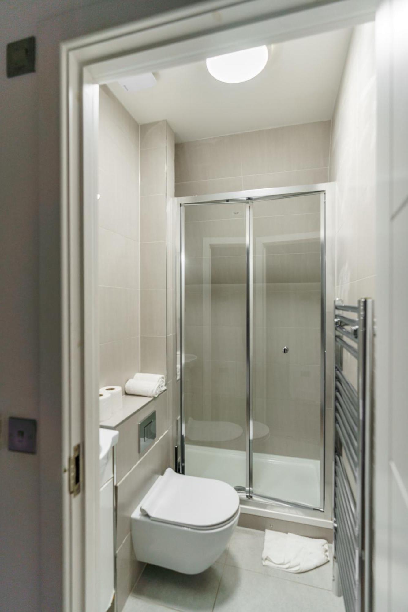 The Apartments Kensington High Street Londres Extérieur photo