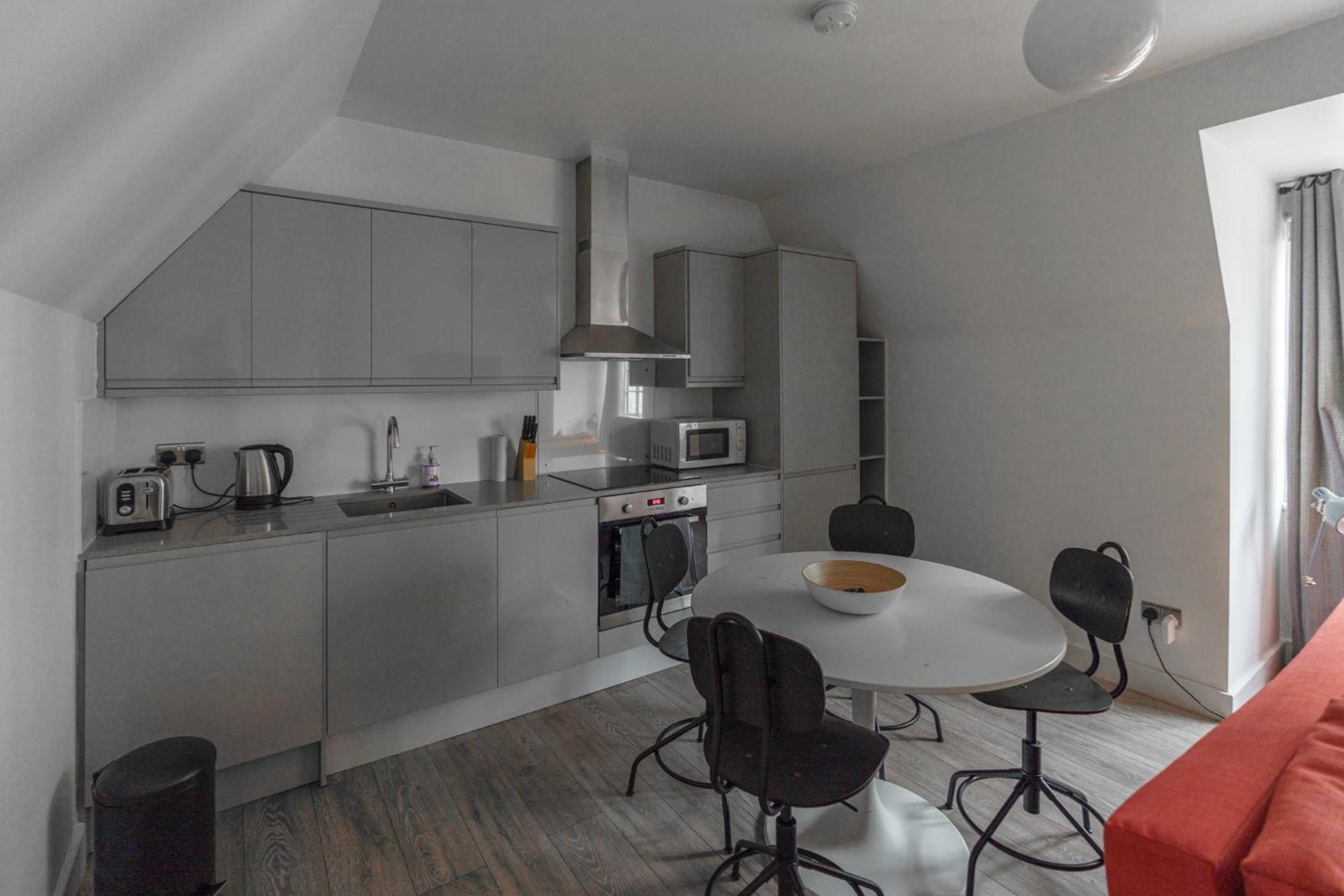 The Apartments Kensington High Street Londres Extérieur photo